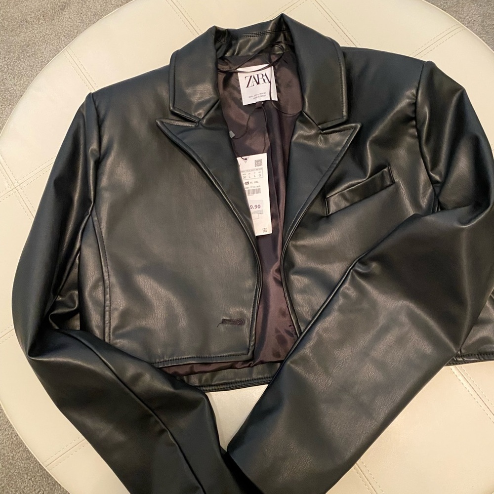 Cropped Faux Leather Blazer